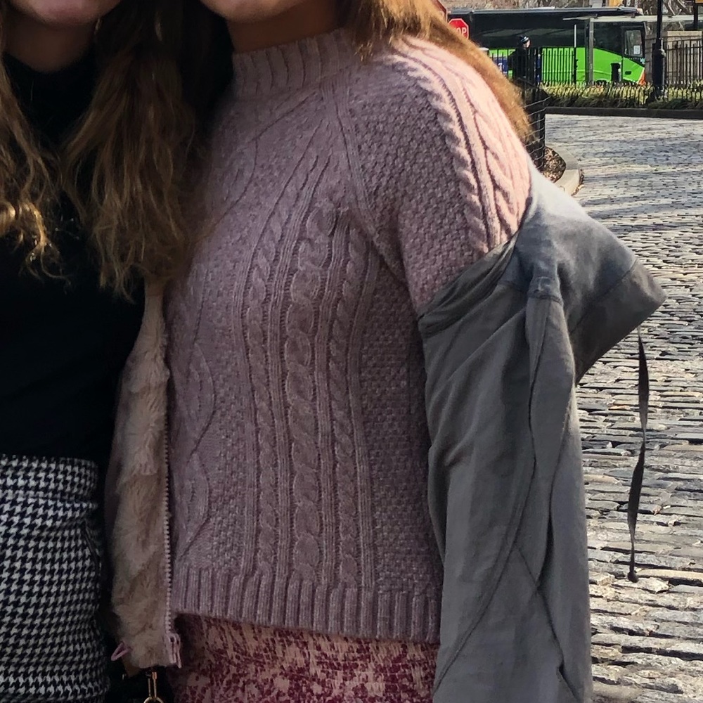 Abercrombie & Fitch Light Pink Sweater